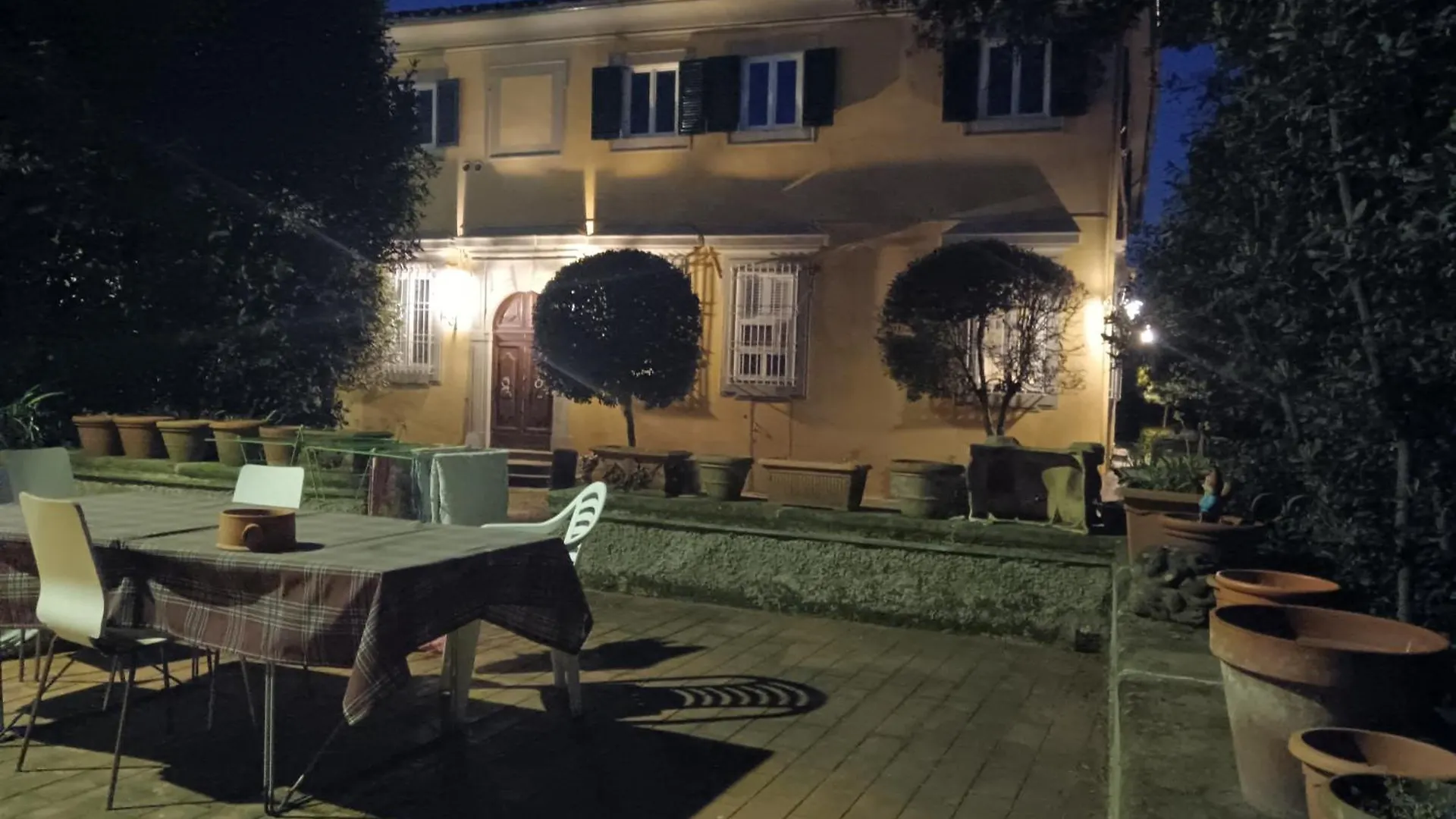 Luna In Villa Florence Apartment